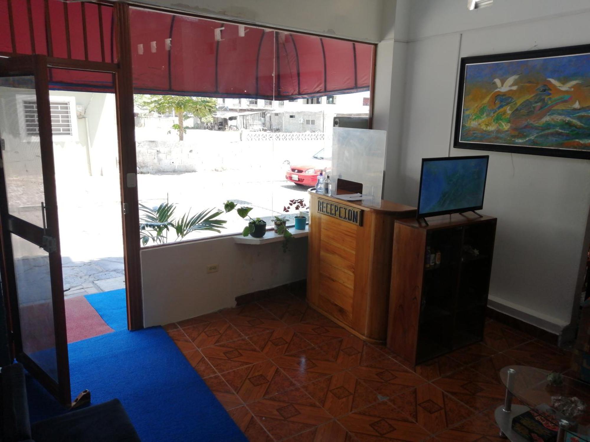 Hostal La Casa De Luis Puerto Baquerizo Moreno Extérieur photo
