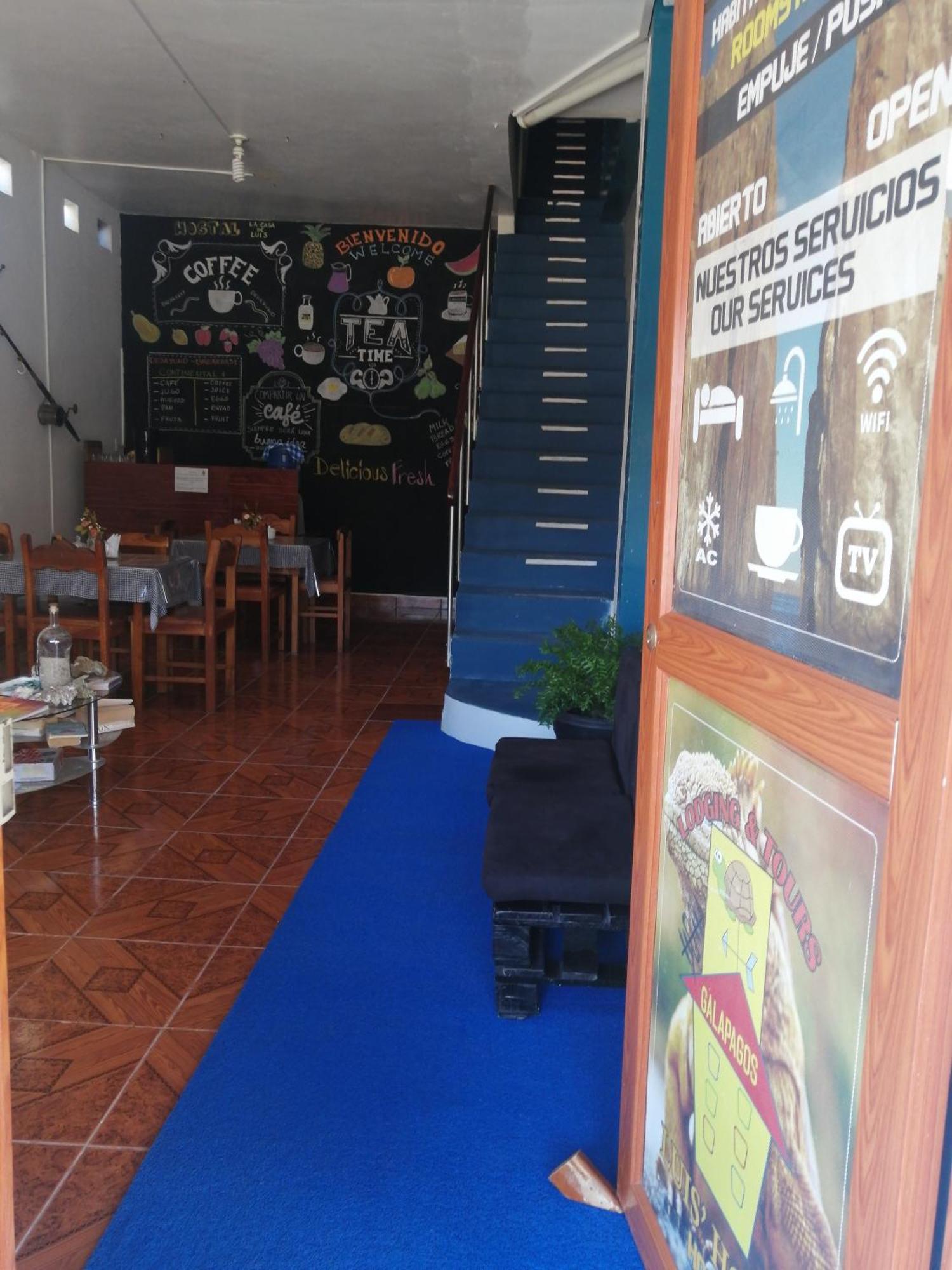 Hostal La Casa De Luis Puerto Baquerizo Moreno Extérieur photo
