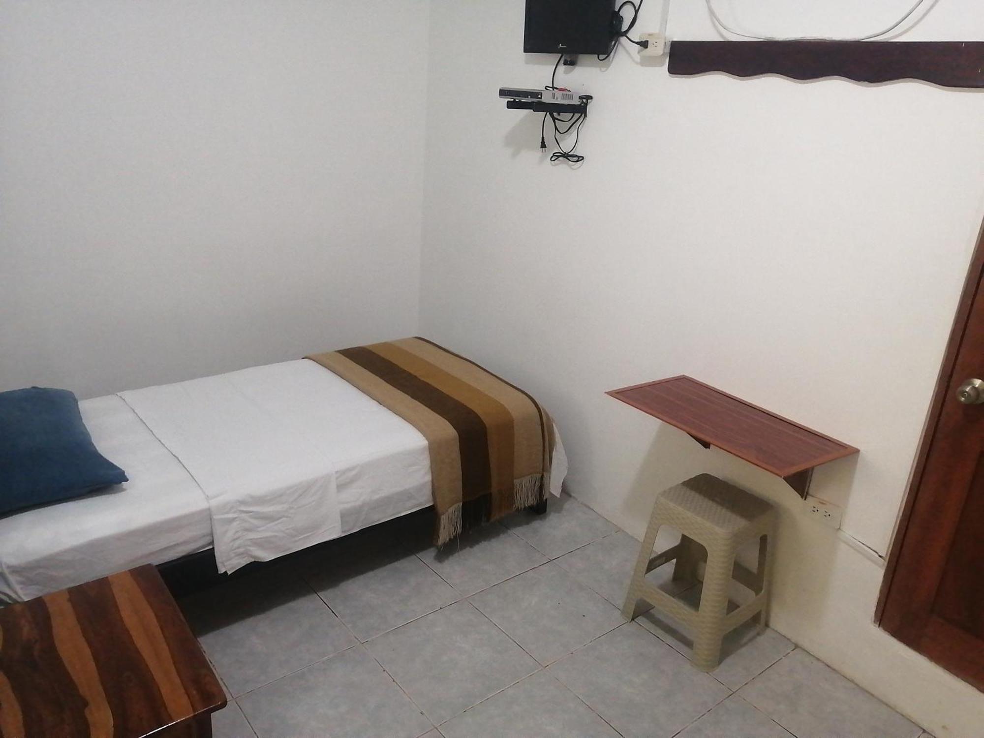 Hostal La Casa De Luis Puerto Baquerizo Moreno Extérieur photo