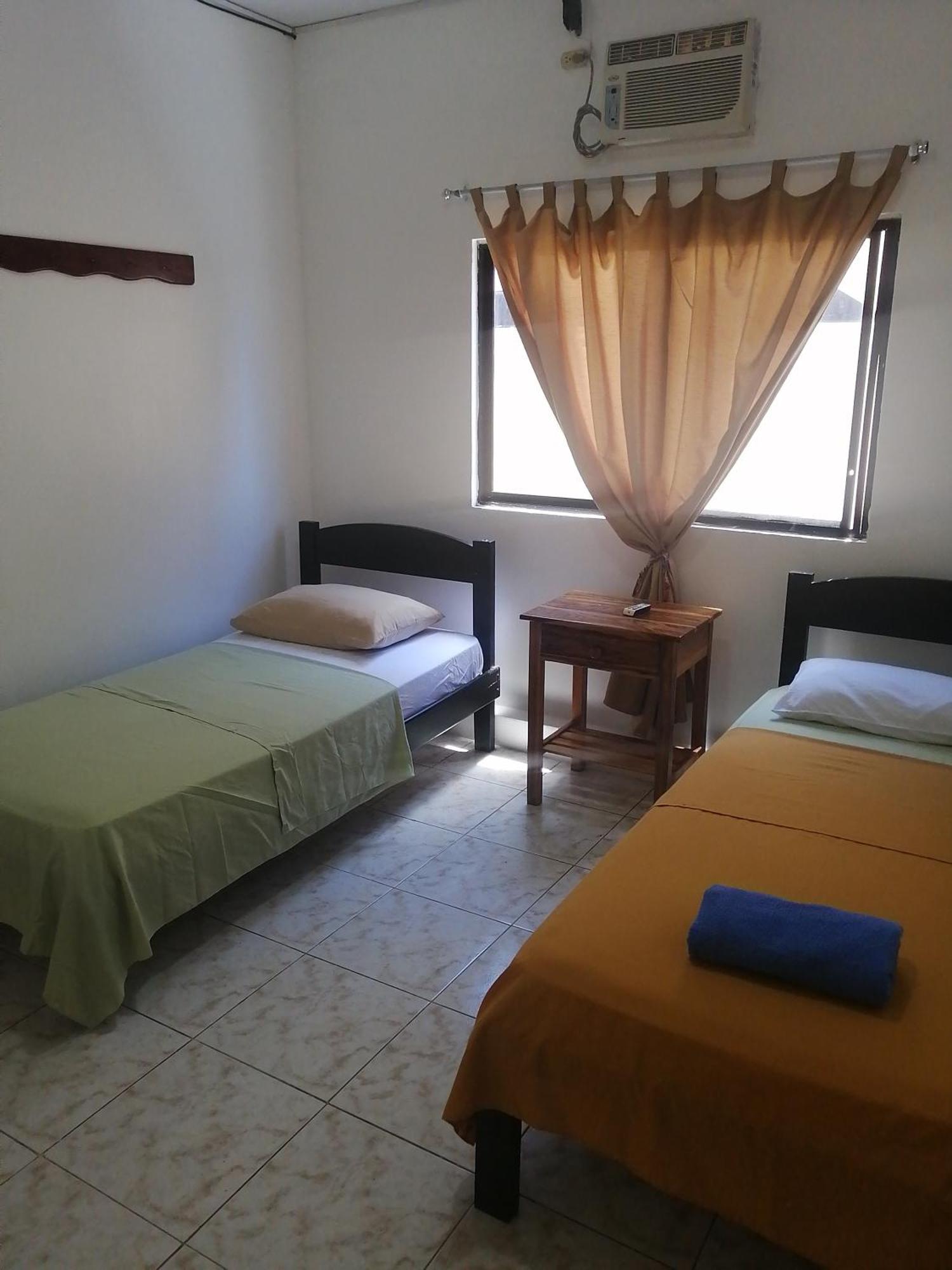 Hostal La Casa De Luis Puerto Baquerizo Moreno Extérieur photo