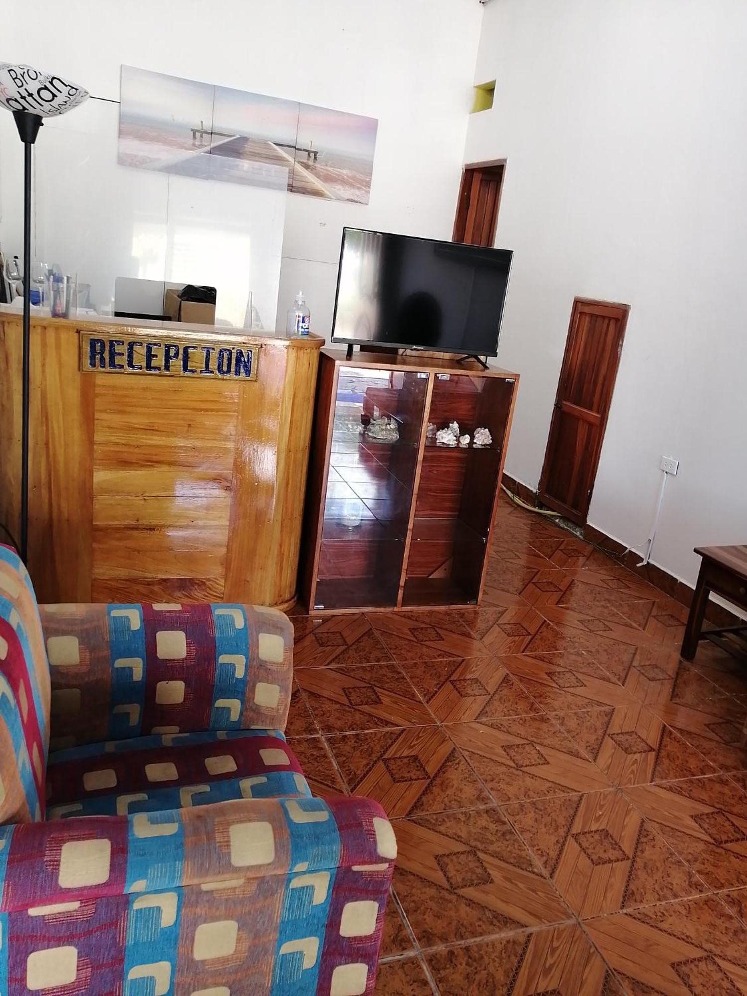Hostal La Casa De Luis Puerto Baquerizo Moreno Extérieur photo