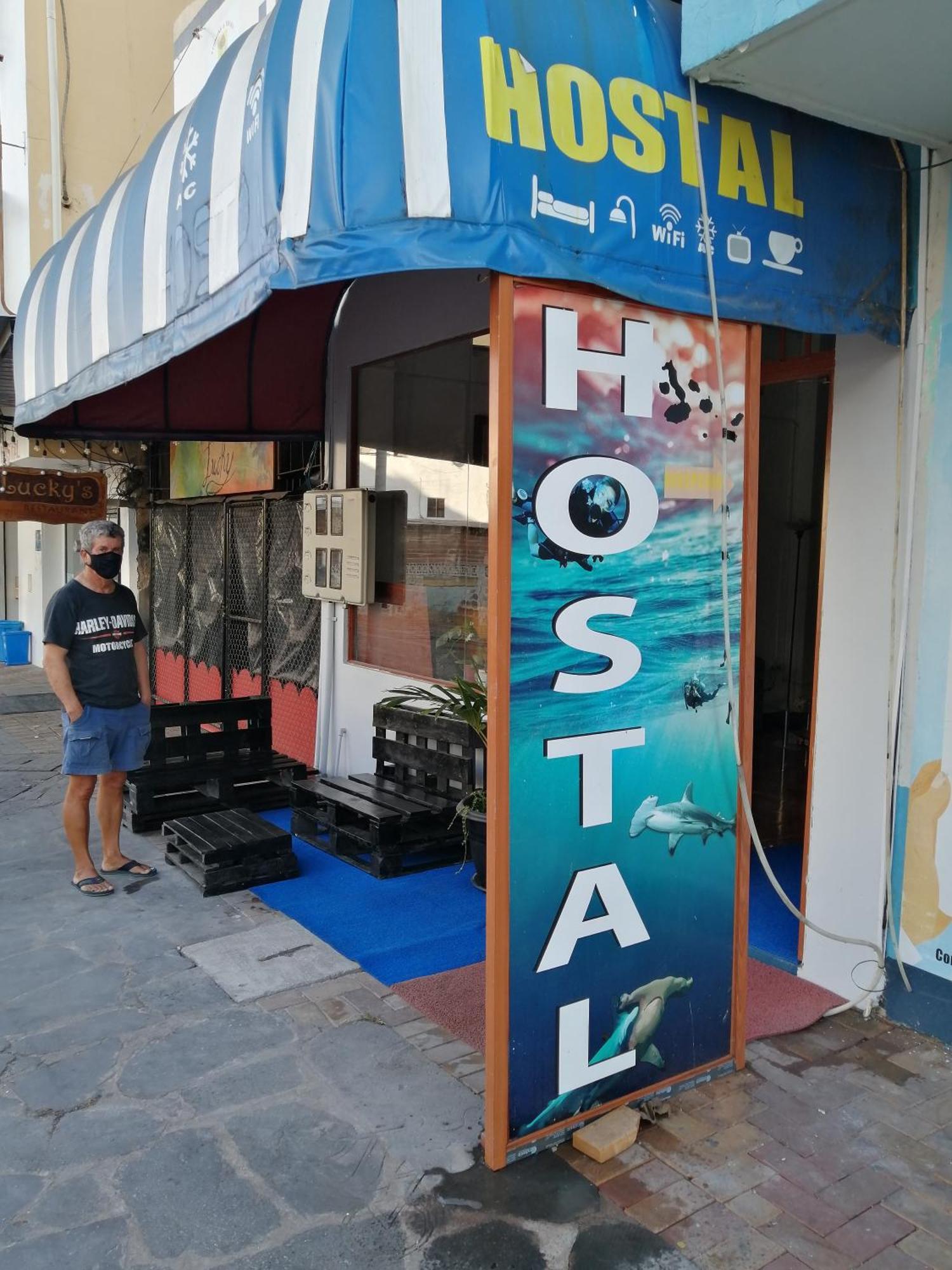 Hostal La Casa De Luis Puerto Baquerizo Moreno Extérieur photo